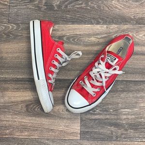 Low Top Chuck Taylor All Star